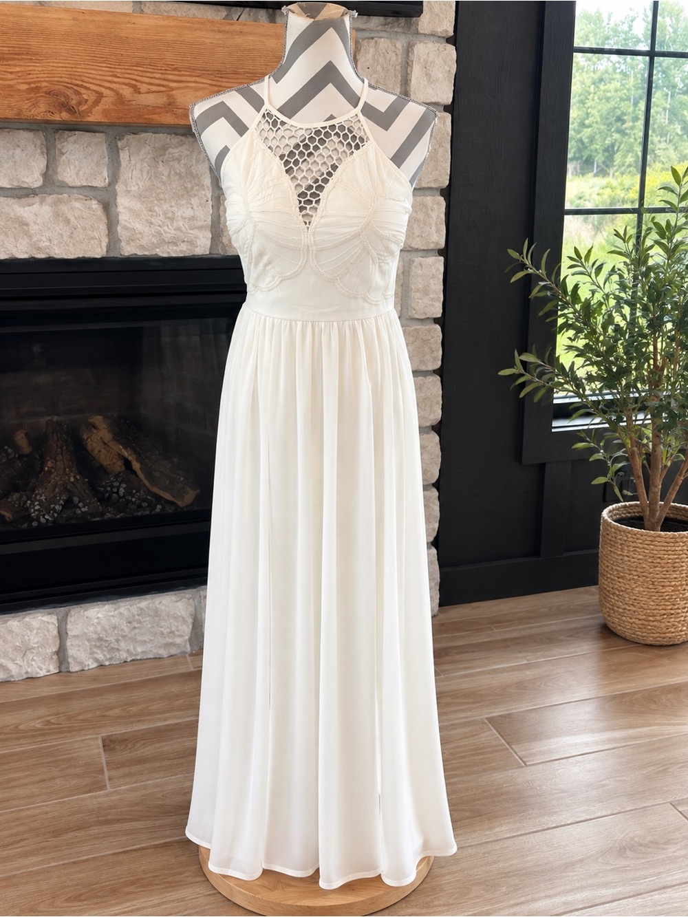 Marineblu Ivory Lace Backless Halter Maxi Dress Size Small